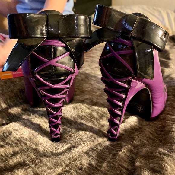 Iron Fist Shoes - Skull 💀 Heels